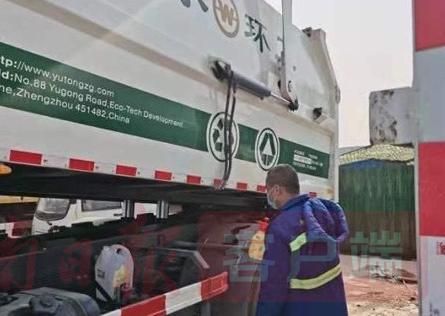 城市“美容師”：疫情不止，我們不散